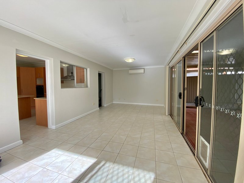 Photo - 50 Angus Crescent, Yagoona NSW 2199 - Image 9