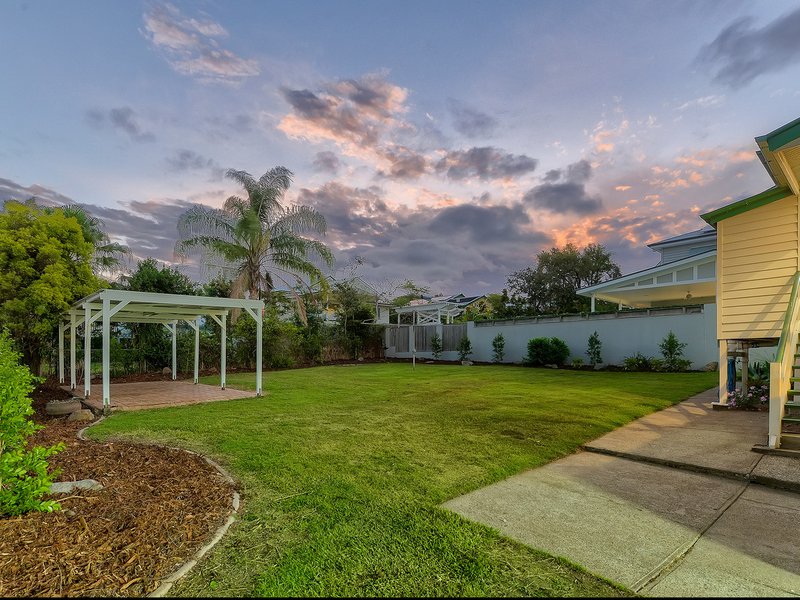 Photo - 50 Armentieres Street, Kedron QLD 4031 - Image 15