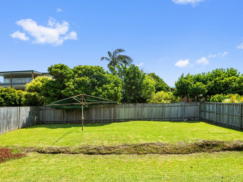 Photo - 50 Arnott Crescent, Warriewood NSW 2102 - Image 7