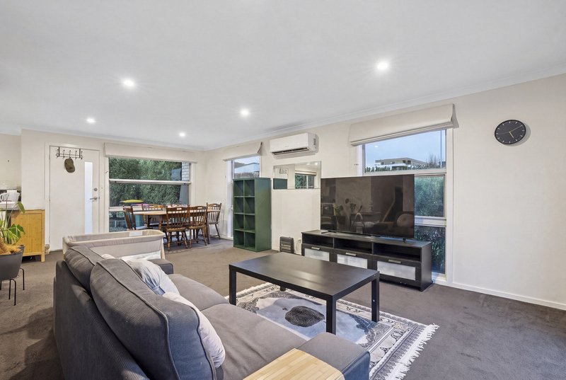 Photo - 50 Arthur Blakeley Way, Coombs ACT 2611 - Image 2
