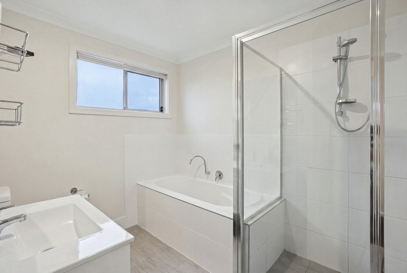 Photo - 50 Arthur Blakeley Way, Coombs ACT 2611 - Image 13