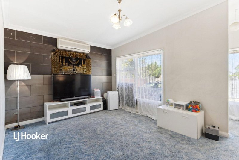 Photo - 50 Ashton Road, Davoren Park SA 5113 - Image 3