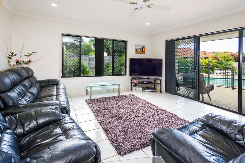 Photo - 50 Audrey Avenue, Helensvale QLD 4212 - Image 5