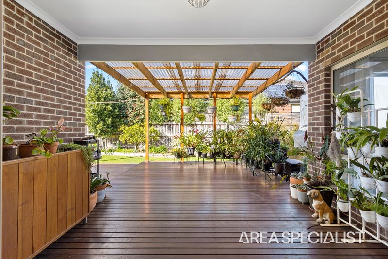 Photo - 50 Banjo Paterson Drive, Pakenham VIC 3810 - Image 17