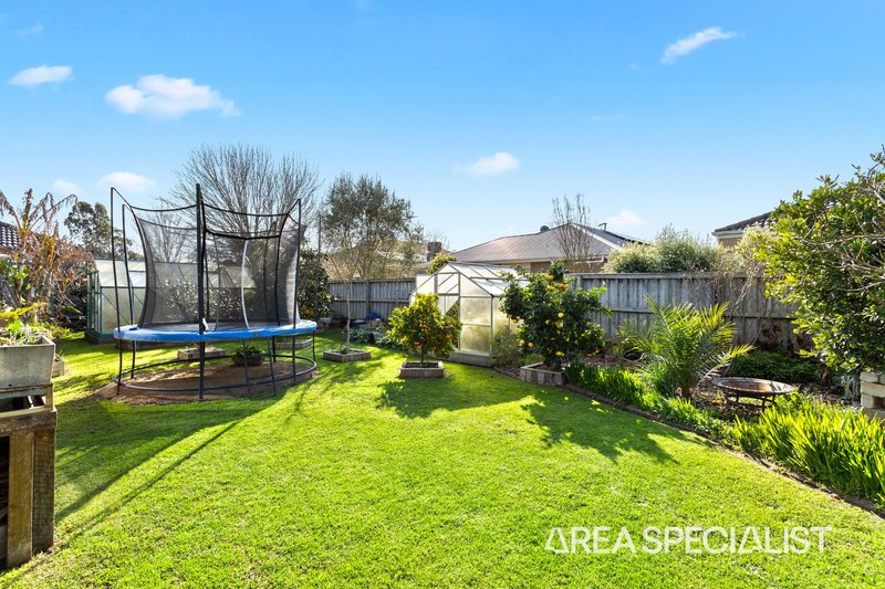 Photo - 50 Banjo Paterson Drive, Pakenham VIC 3810 - Image 20