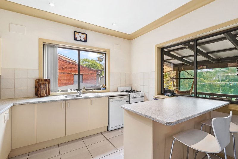 Photo - 50 Barrenjoey Road, Mona Vale NSW 2103 - Image 6