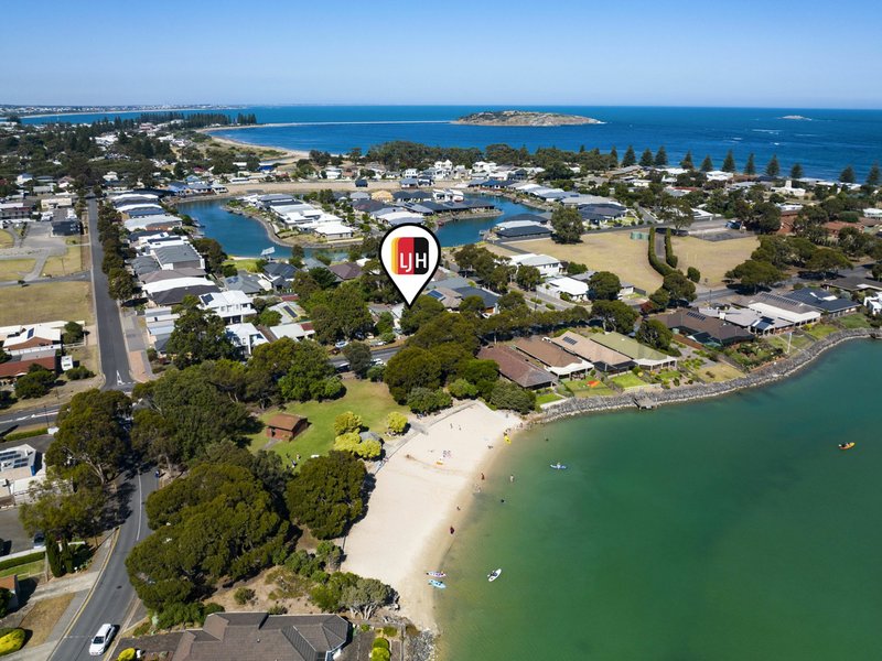 Photo - 50 Bartel Boulevard, Victor Harbor SA 5211 - Image 17