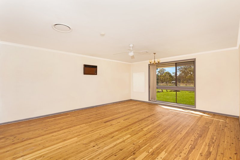 Photo - 50 Bellfield Avenue, Rossmore NSW 2557 - Image 7