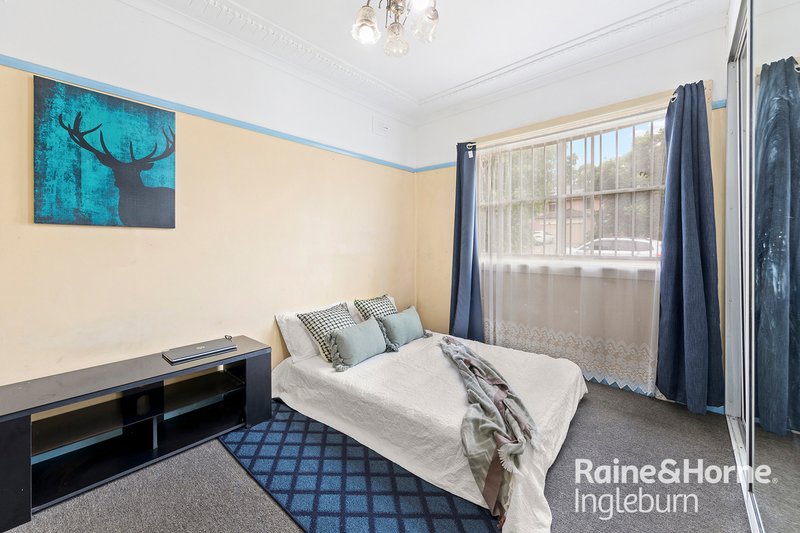 Photo - 50 Belmont Road, Glenfield NSW 2167 - Image 3