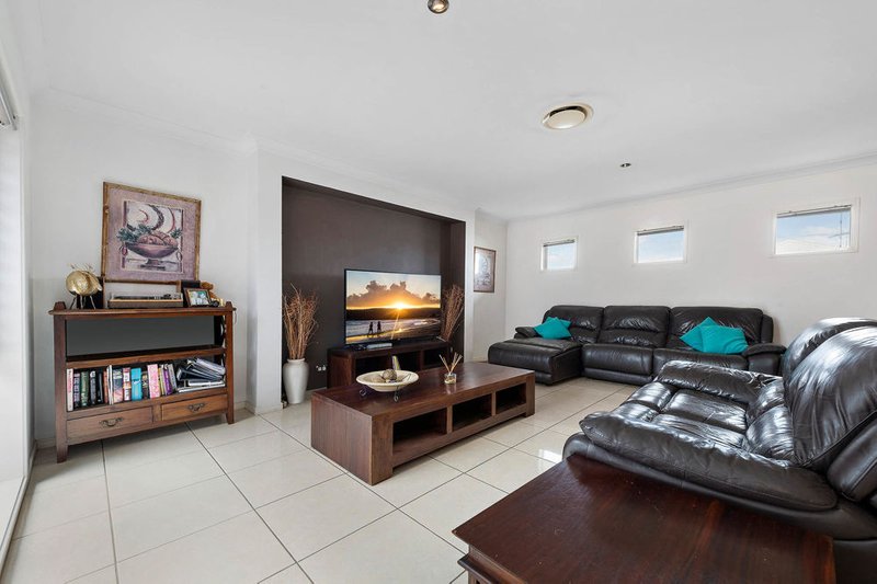 Photo - 50 Blackall Road, Murrumba Downs QLD 4503 - Image 7