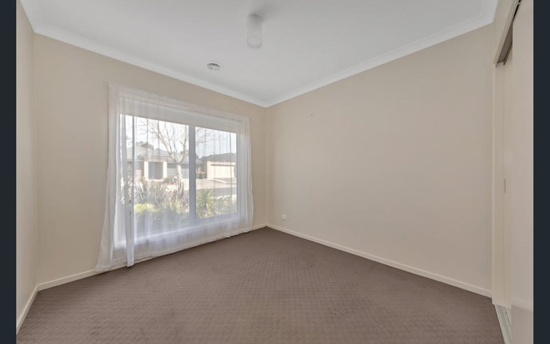 Photo - 50 Borrack Crescent, Mernda VIC 3754 - Image 8