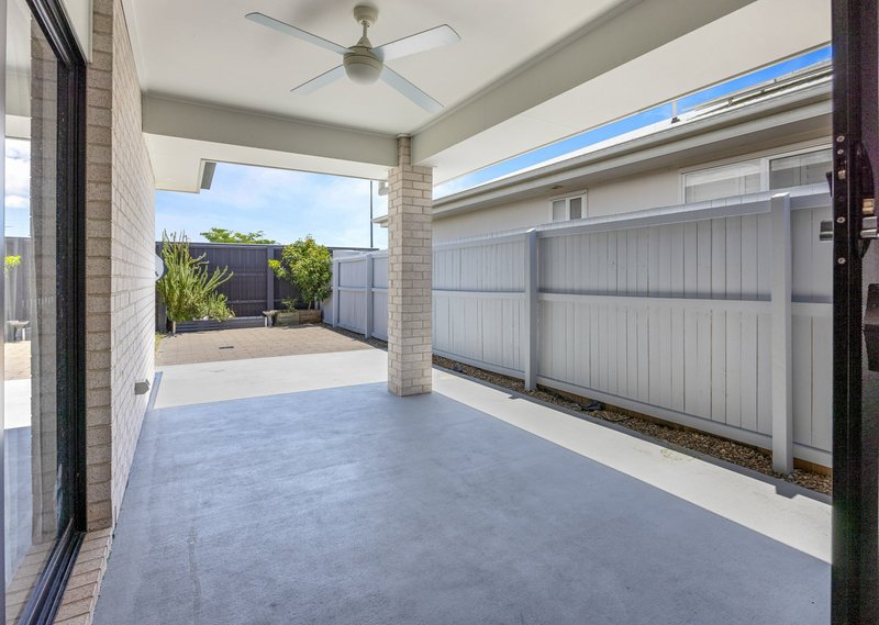 Photo - 50 Bradley Crescent, Nirimba QLD 4551 - Image 5