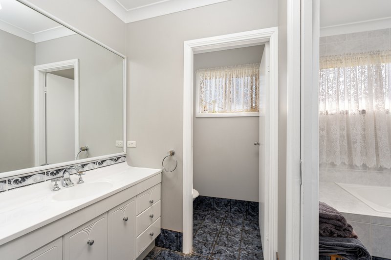 Photo - 50 Braikfield Avenue, Kemps Creek NSW 2178 - Image 25