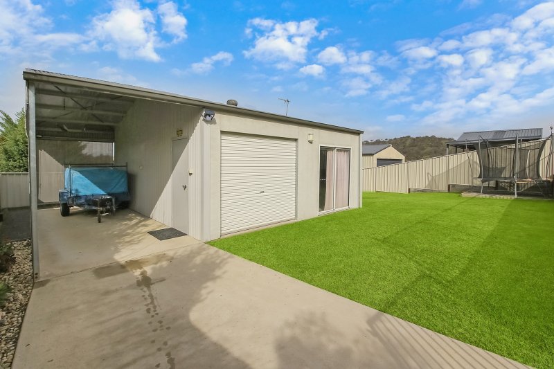 Photo - 50 Brewer Drive, West Wodonga VIC 3690 - Image 21