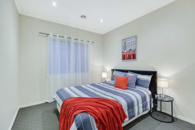 Photo - 50 Broadleaf Drive, Epping VIC 3076 - Image 10