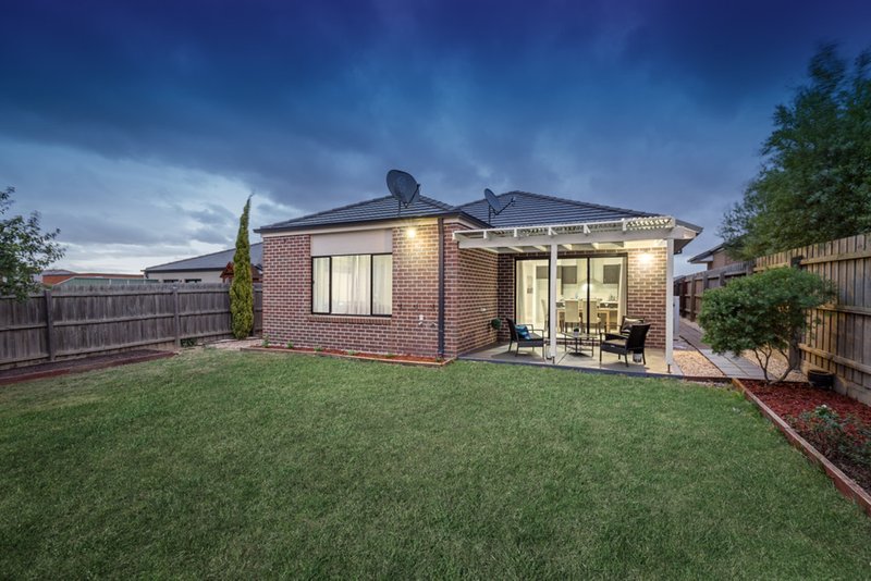 Photo - 50 Broadleaf Drive, Epping VIC 3076 - Image 14