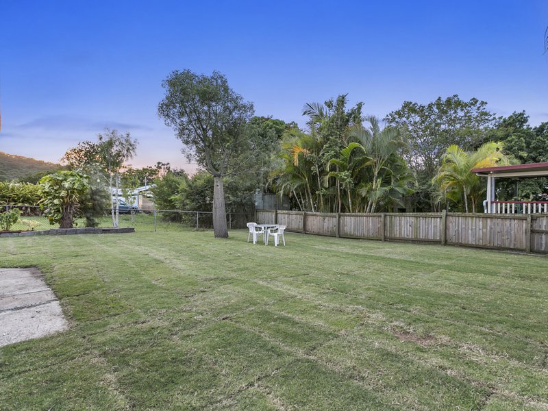 Photo - 50 Broadwater Road, Mount Gravatt East QLD 4122 - Image 12