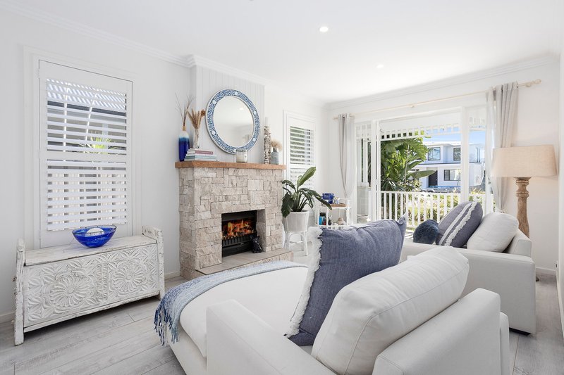 Photo - 50 Burleigh Avenue, Caringbah NSW 2229 - Image 6