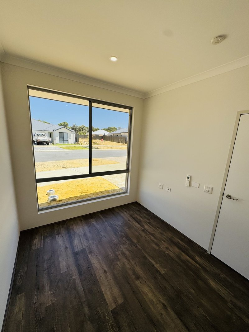 Photo - 50 Butterleaf Road, Baldivis WA 6171 - Image 15