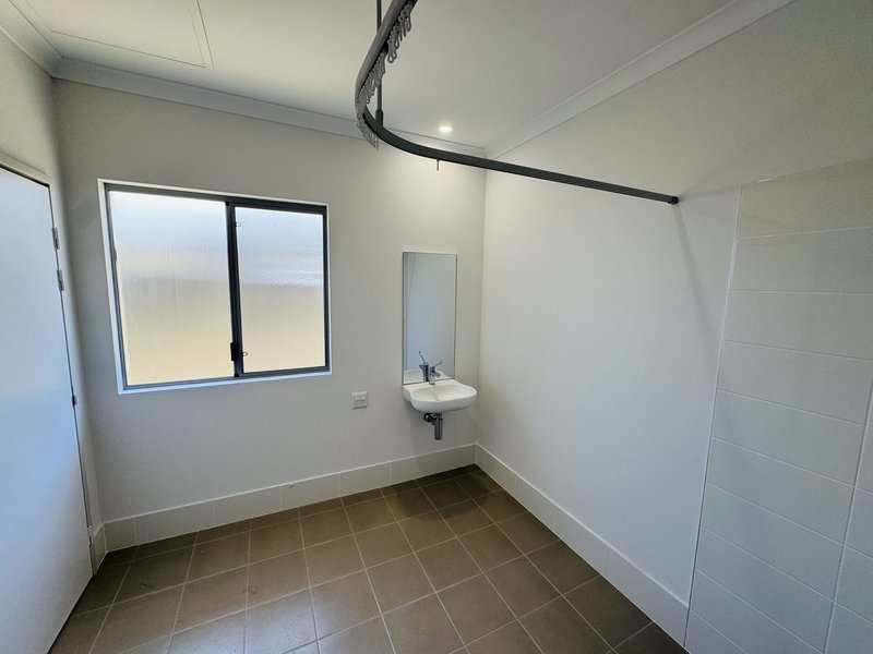 Photo - 50 Butterleaf Road, Baldivis WA 6171 - Image 25