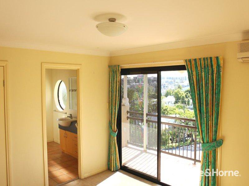 Photo - 50 Central Avenue, Indooroopilly QLD 4068 - Image 7