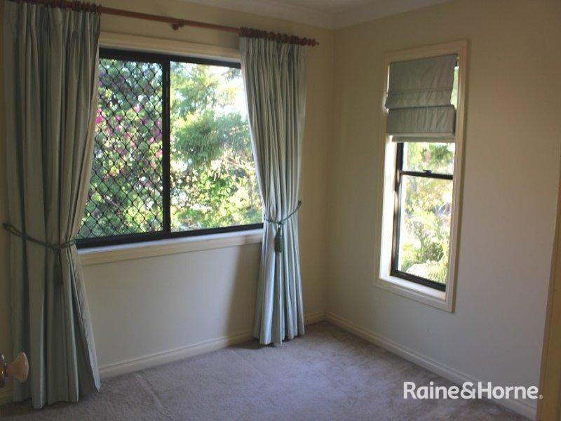 Photo - 50 Central Avenue, Indooroopilly QLD 4068 - Image 8
