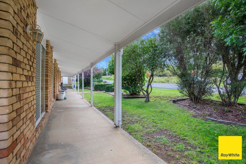 Photo - 50 Chestnut Avenue, Armidale NSW 2350 - Image 11