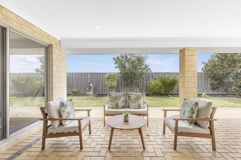 Photo - 50 Chittick Way, Yanchep WA 6035 - Image 7