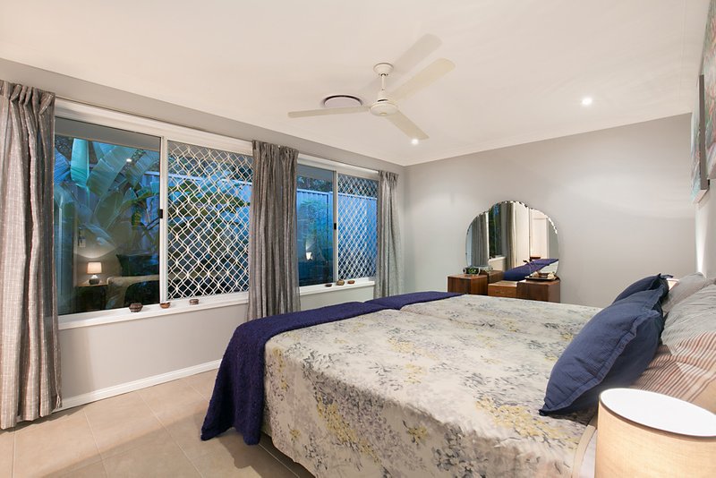 Photo - 50 Cinderella Drive, Springwood QLD 4127 - Image 9