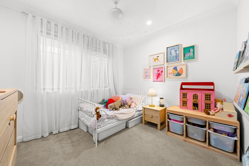 Photo - 50 Coleman Crescent, Springwood QLD 4127 - Image 13
