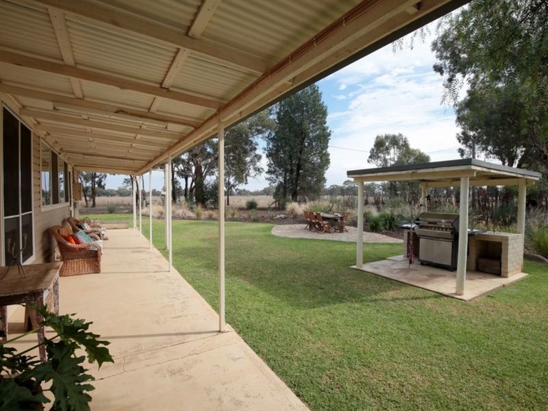 Photo - 50 Coursing Park Road, Wagga Wagga NSW 2650 - Image 17