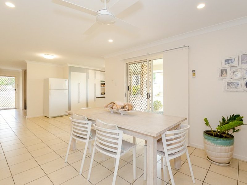 Photo - 50 Cremorne Drive, Tannum Sands QLD 4680 - Image 7