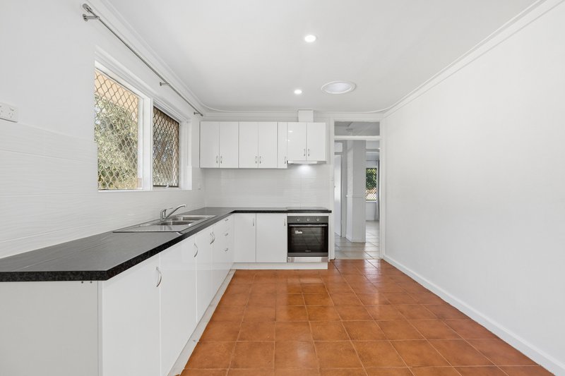 Photo - 50 Dawson Street, Armadale WA 6112 - Image 1