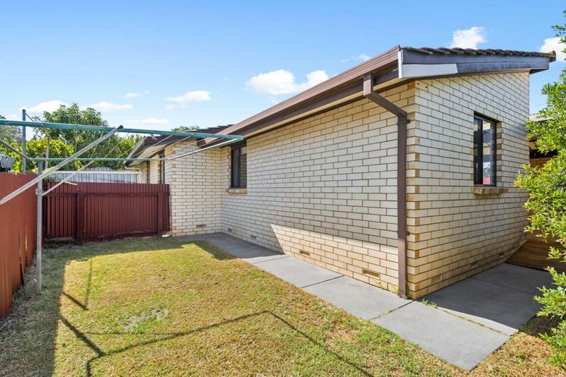 Photo - 50 De Sassenay Crescent, Modbury Heights SA 5092 - Image 13