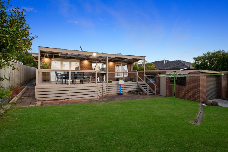 Photo - 50 Deschamps Crescent, Rowville VIC 3178 - Image 14