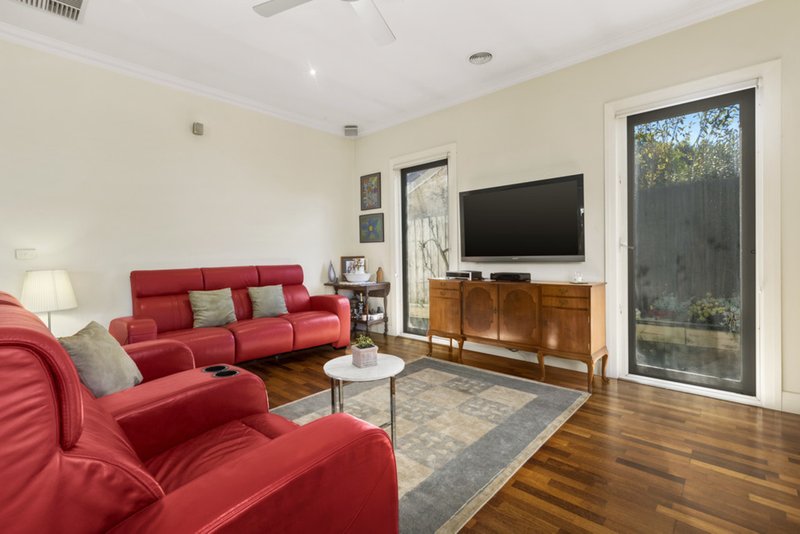 Photo - 50 Dresden Street, Heidelberg Heights VIC 3081 - Image 2