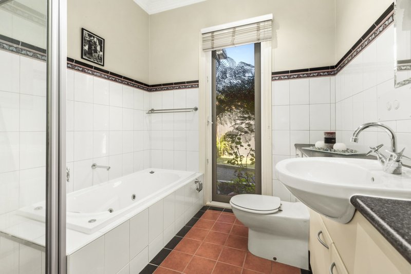 Photo - 50 Dresden Street, Heidelberg Heights VIC 3081 - Image 8