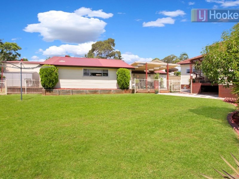 Photo - 50 Duckmallois Avenue, Blacktown NSW 2148 - Image 11