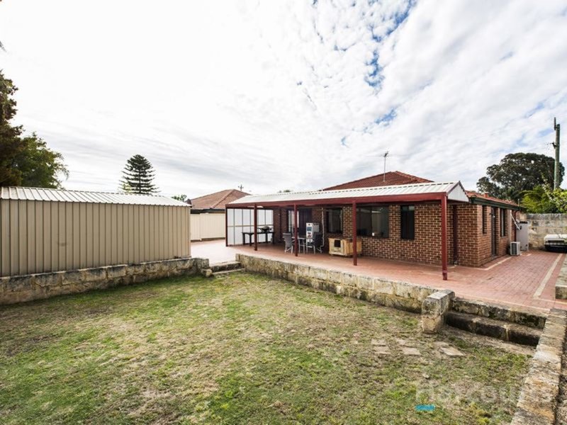 Photo - 50 Elliot Road, Hocking WA 6065 - Image 17