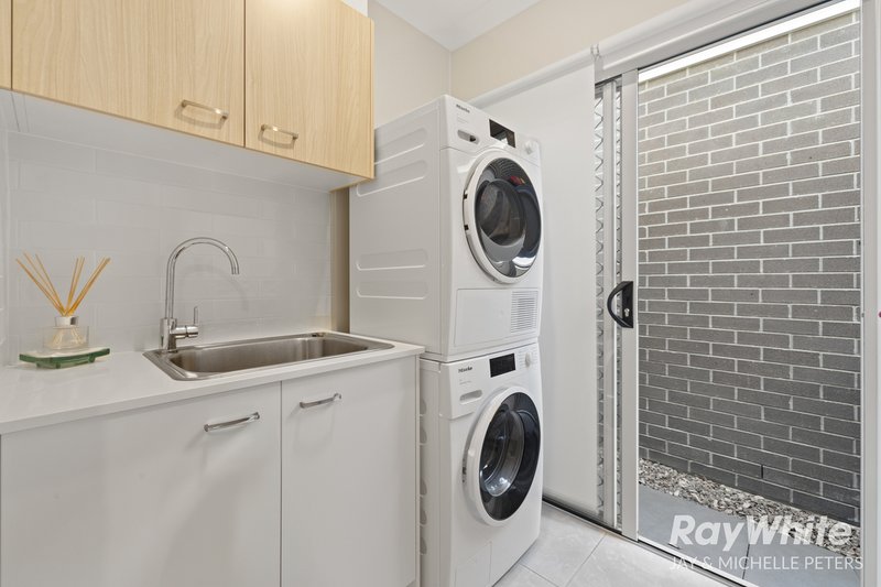 Photo - 50 Eversleigh Road, Scarborough QLD 4020 - Image 20