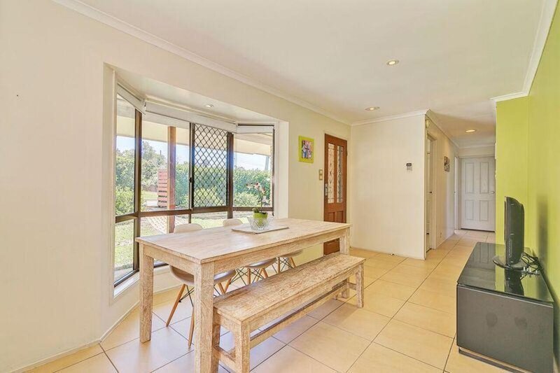 Photo - 50 Exilis Street, Rochedale South QLD 4123 - Image 4