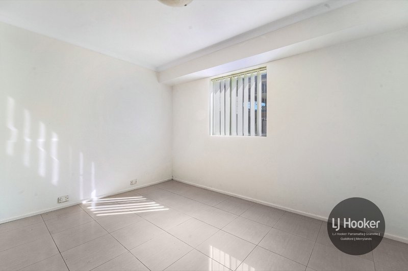 Photo - 50 Fairfield Road, Guildford NSW 2161 - Image 10