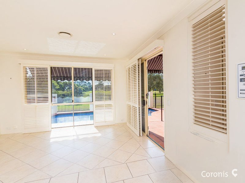 Photo - 50 Flame Tree Crescent, Carindale QLD 4152 - Image 6