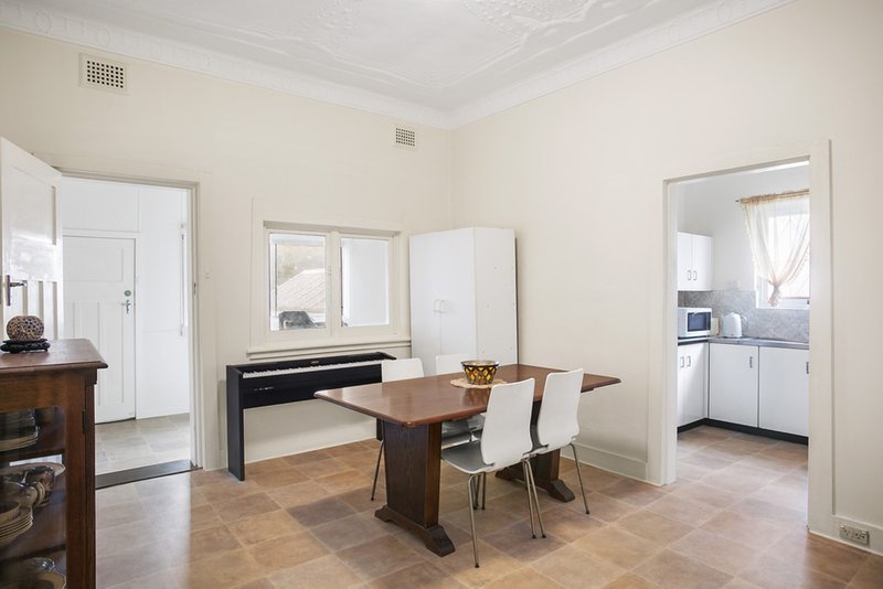 Photo - 50 Francis Street, Marrickville NSW 2204 - Image 3