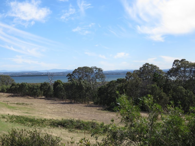 Photo - 50 Fullarton Drive, Paynesville VIC 3880 - Image 2