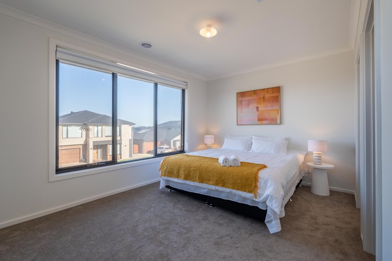 Photo - 50 Garrard Crescent, Clyde VIC 3978 - Image 6