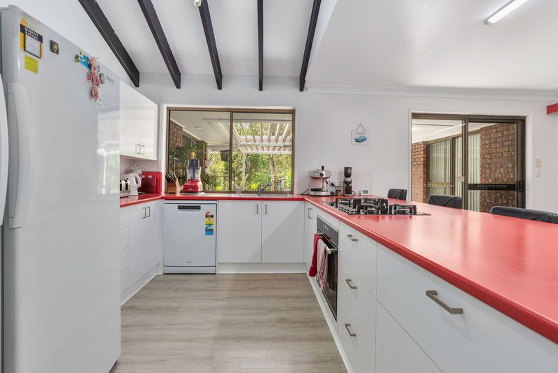 Photo - 50 Gascoyne Drive, Karalee QLD 4306 - Image 2
