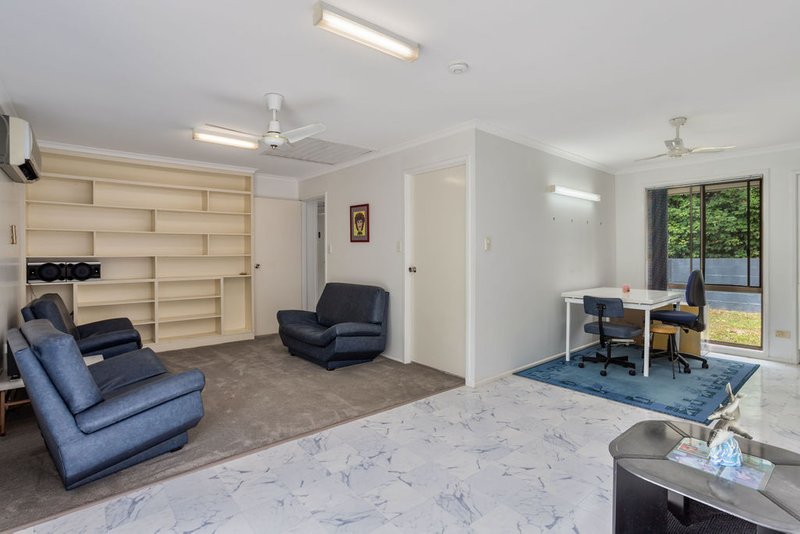 Photo - 50 Gascoyne Drive, Karalee QLD 4306 - Image 13