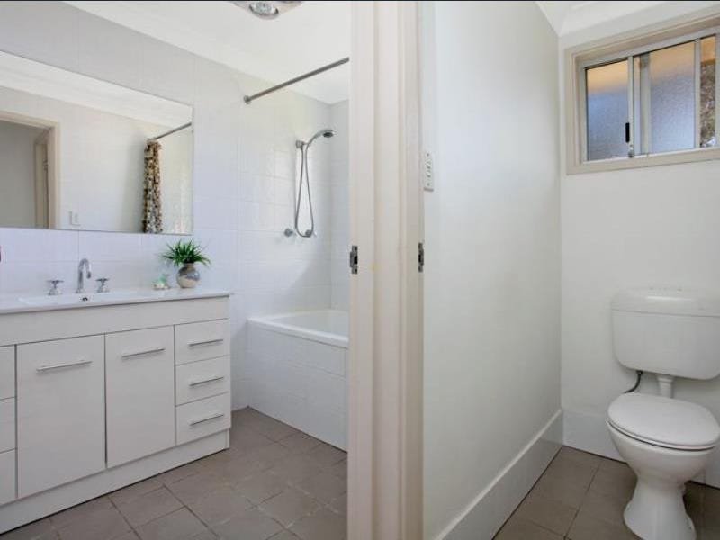 Photo - 50 Gerald Crescent, Doonside NSW 2767 - Image 4
