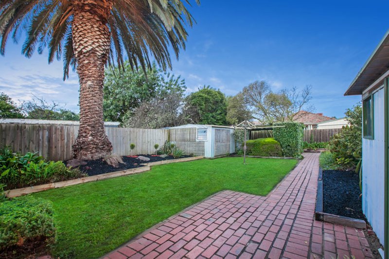 Photo - 50 Gloucester Street, Reservoir VIC 3073 - Image 10